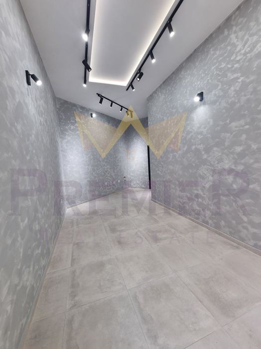 Дава се под наем Магазин в Варна, Център - 27 кв.м за 510 € - Снимка #1