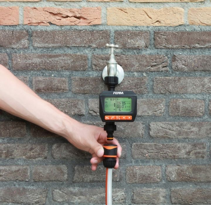 Цифров таймер за напояване/ поливане