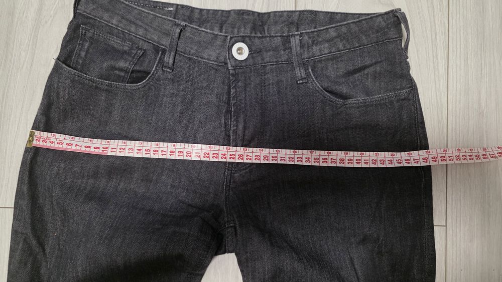 Blugi Armani Emporio