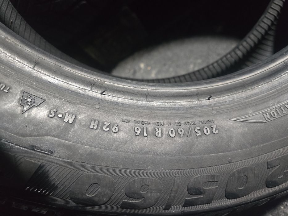 Anvelope 205/60 R16 SEMPERIT de iarna