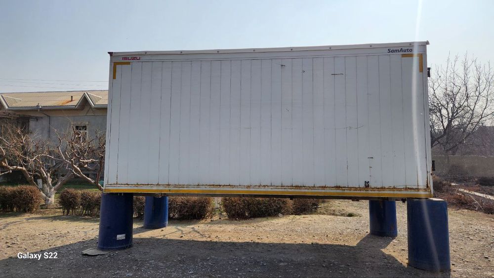 ISUZU borti 27 kub