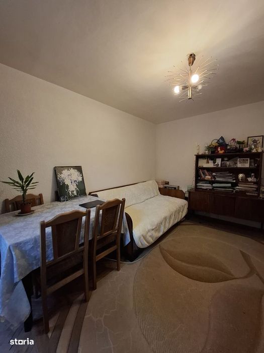 Marasesti-Apartament de 2 camere decomandat, mobilat