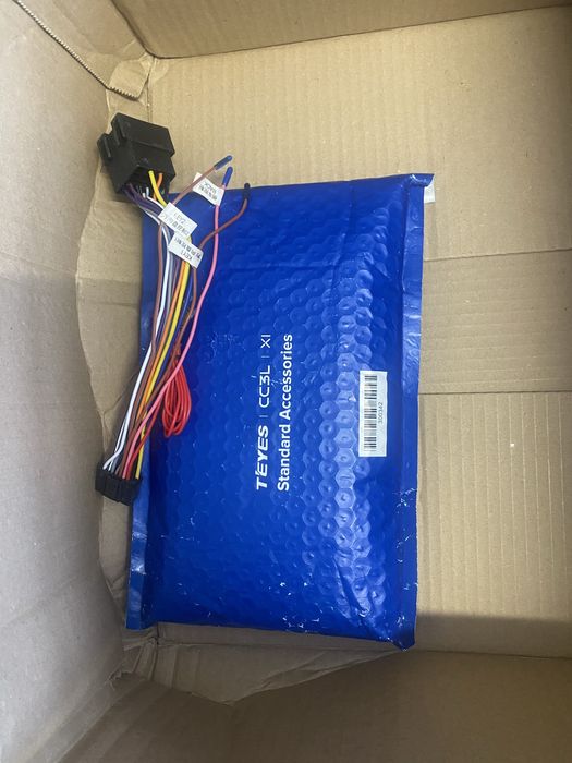 Продам магнитолу новая