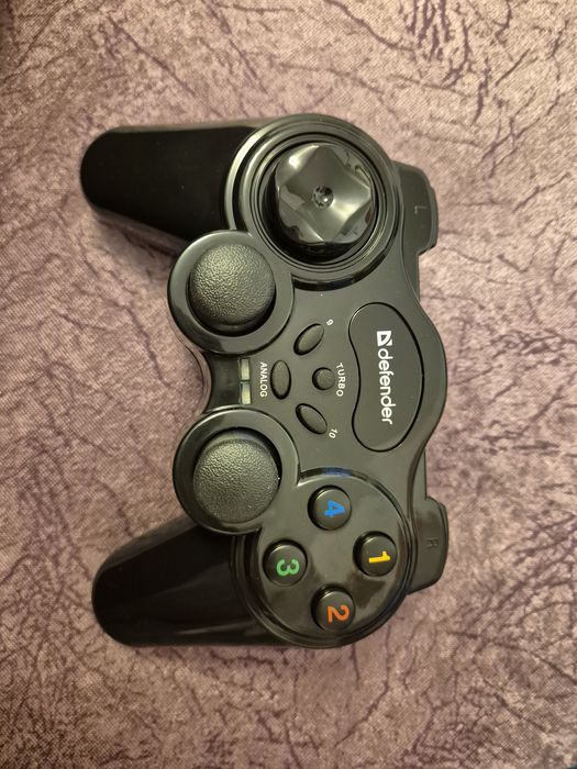 2 gamepad-uri ptr calculator, unul nou in cutie si unul folosit putin