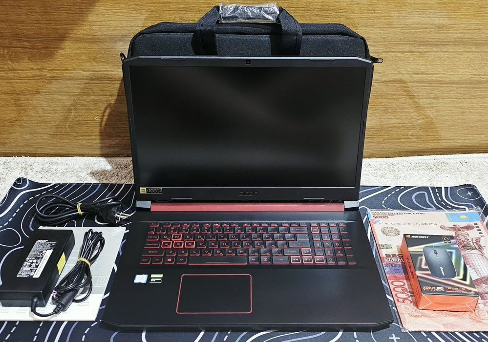 Acer Nitro 5 17 ssd512,ozu8 в отличном состаяний!