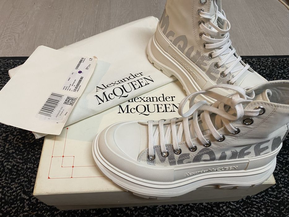 Alexander Mcqueen