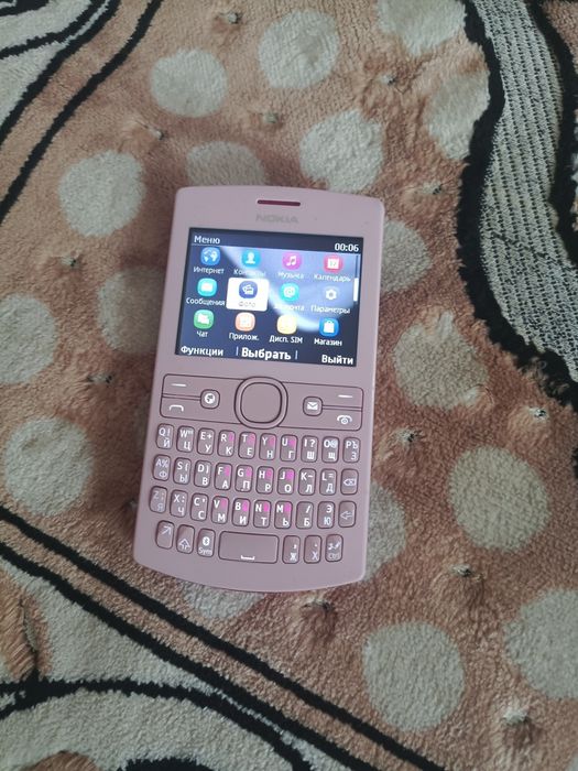 Nokia Asha 205 для связи