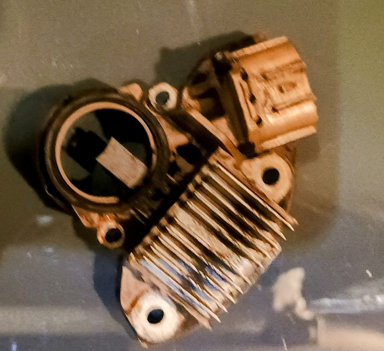 Releu alternator Renault Koleos 2.0 dci, 2009