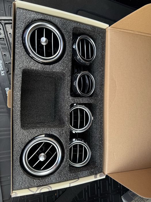 Продам дефлекторы оригинал на Мерседес w205/w213 E200,E300,E400