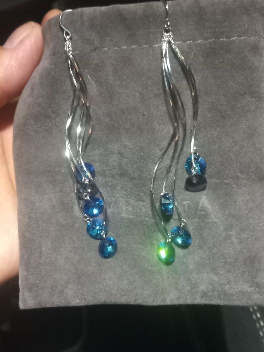 Күміс сырға сатылады