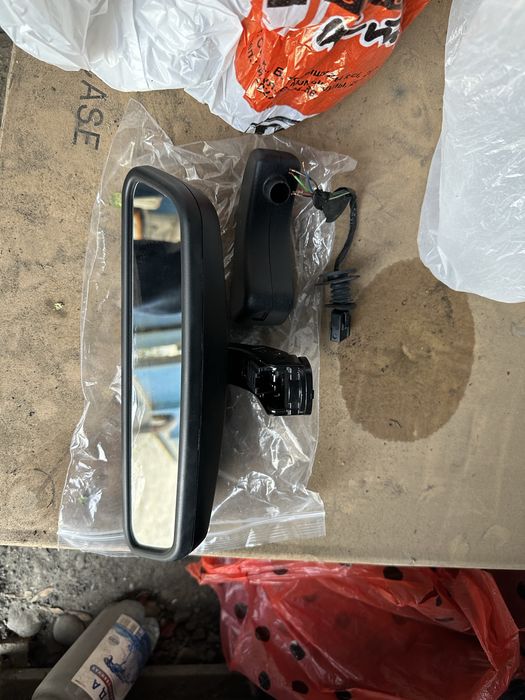 Продам зеркало заднего вида на bmw Е39/53