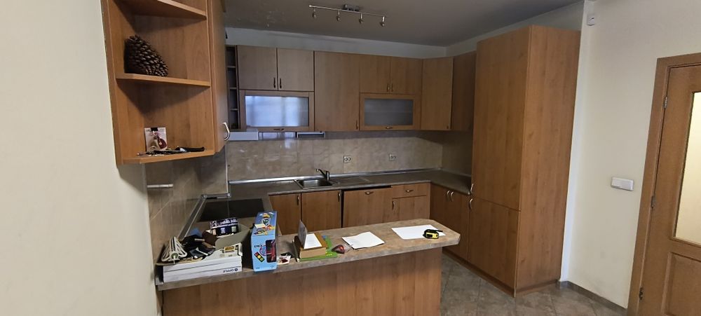 Кухня с електрически уреди топ цена