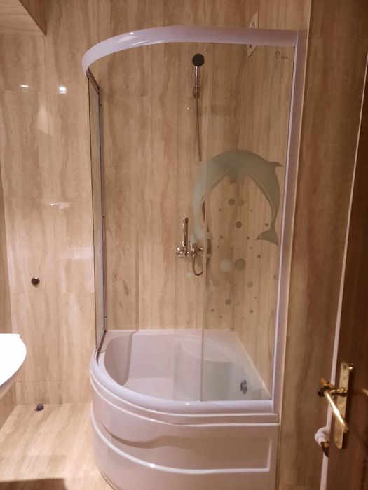 Garsoniera 32 m2  in bloc de cărămidă etajul 1