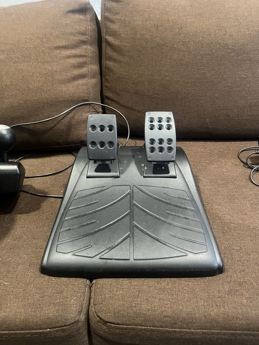 Logitech driving force gt 900 волан + педали