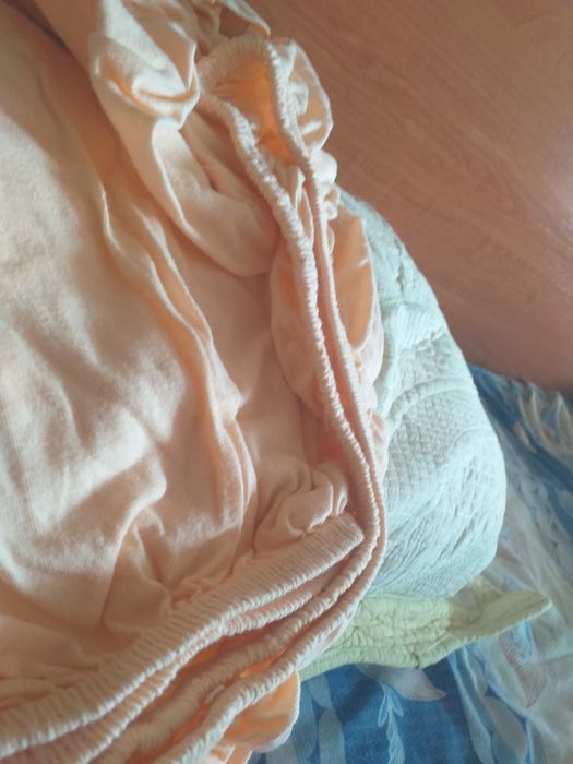 Простынь на резинке