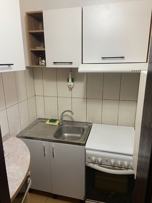 Inchiriez apartament 2 CAMERE,CONSTANTA, zona Scoala gimnazială nr. 8, incepand cu luna octombrie