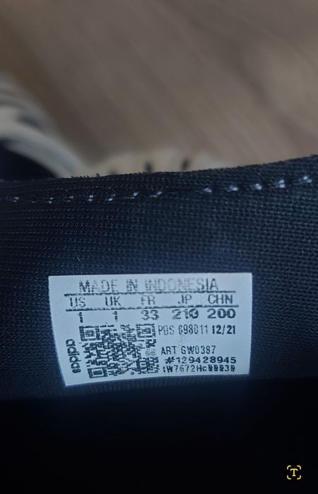 Сандалети Adidas