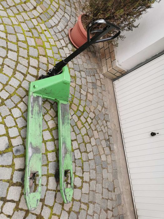 Транспалетна количка