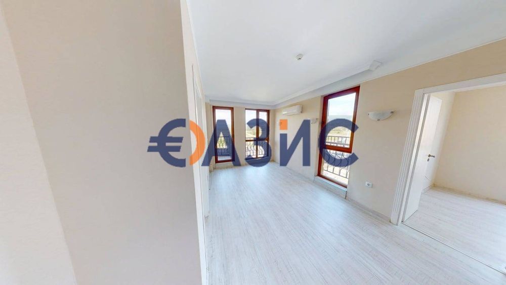 Продава се Тристаен апартамент в к.к. Слънчев бряг - 57 кв.м за 1386 €/кв.м - Снимка #2