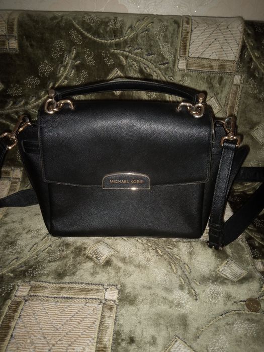 Продам две фирменные сумки Michael Kors (оригинал)
