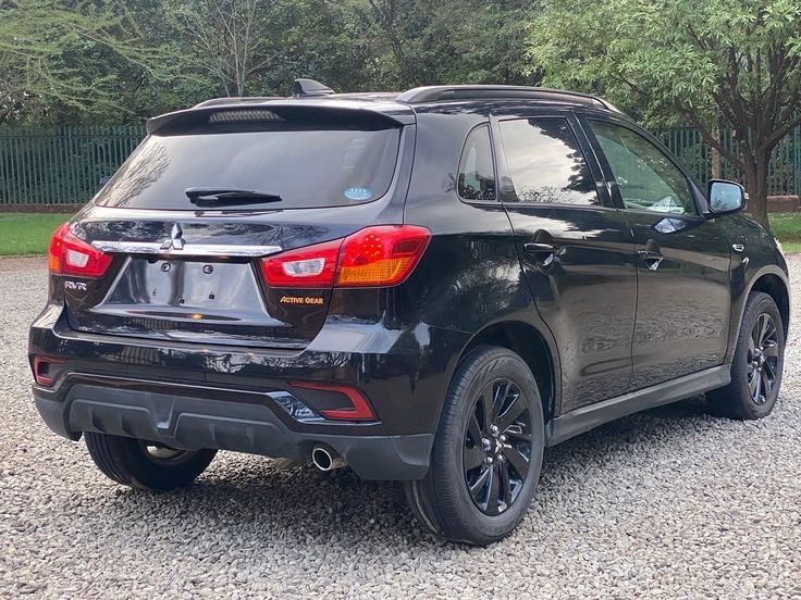 Митсубиши ASX Mitsubishi ASX 2018 година дизел бензин На части!!