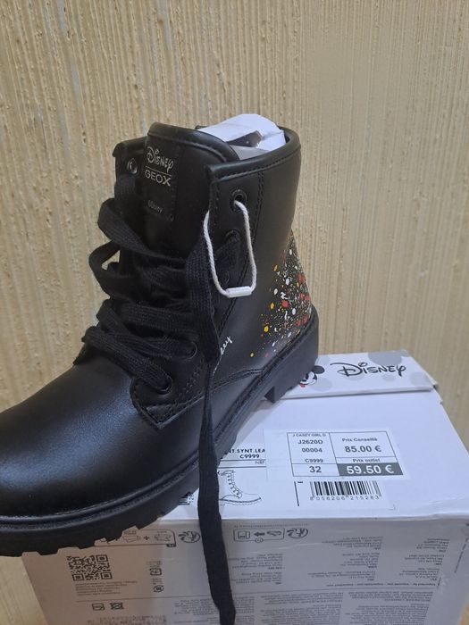 Боти 32 номер чисто нови,без забележки