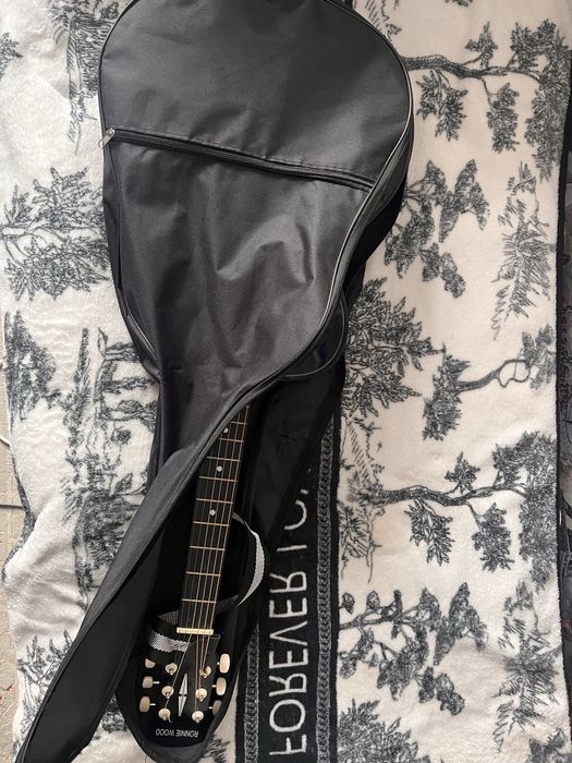 Гитара Roonie wood