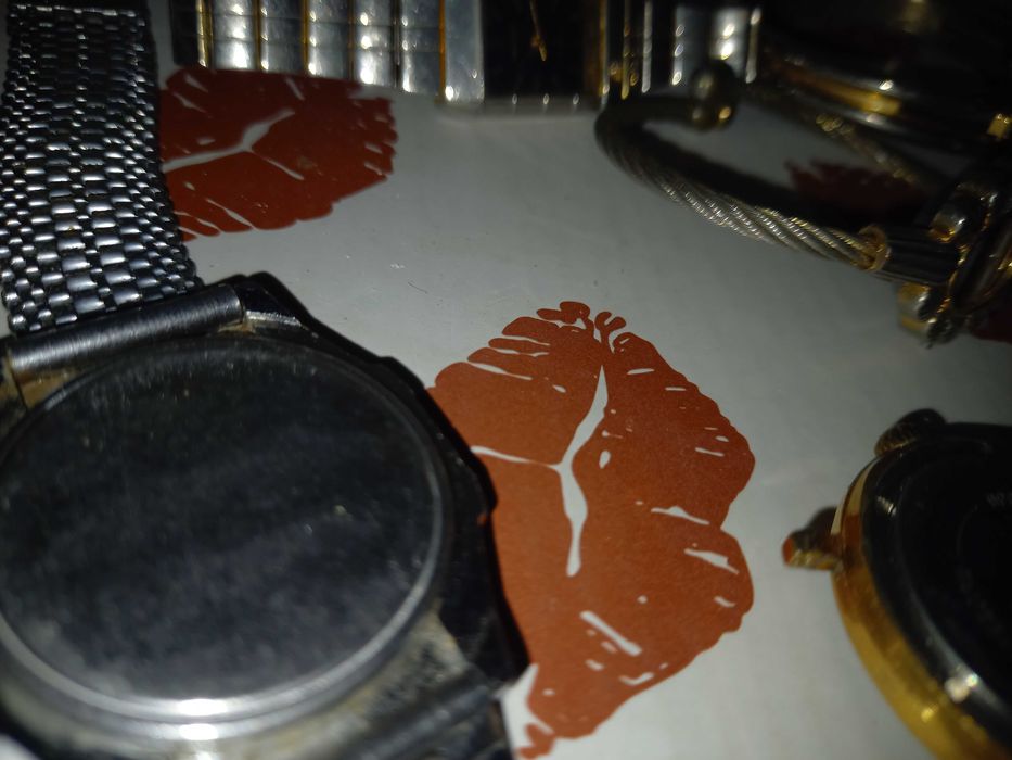 Стари модели часовници Восток плюс други обща цена