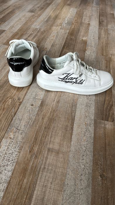 Karl Lagerfeld Kapri Signia