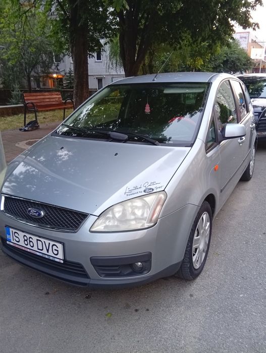 Vând Ford focus c-max