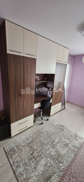 Нов тухлен тристаен до метро