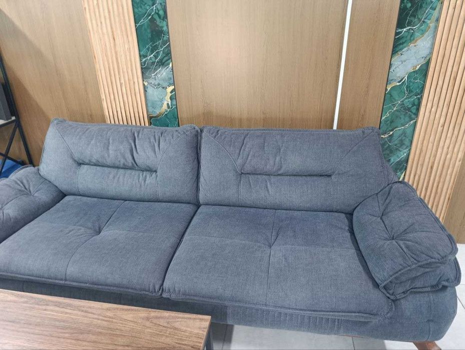 Ofis mebellari sotiladi. Narxi kelishamiz. Hammasi ideal holatda