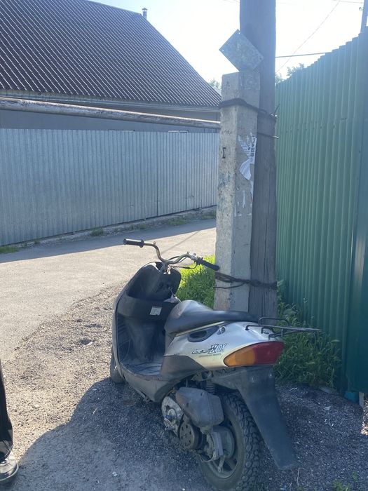 обменяю мопед на айфон
