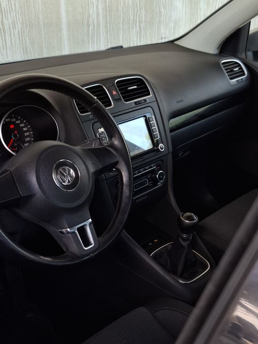 VOLKSWAGEN Golf 2010 — imagine 5