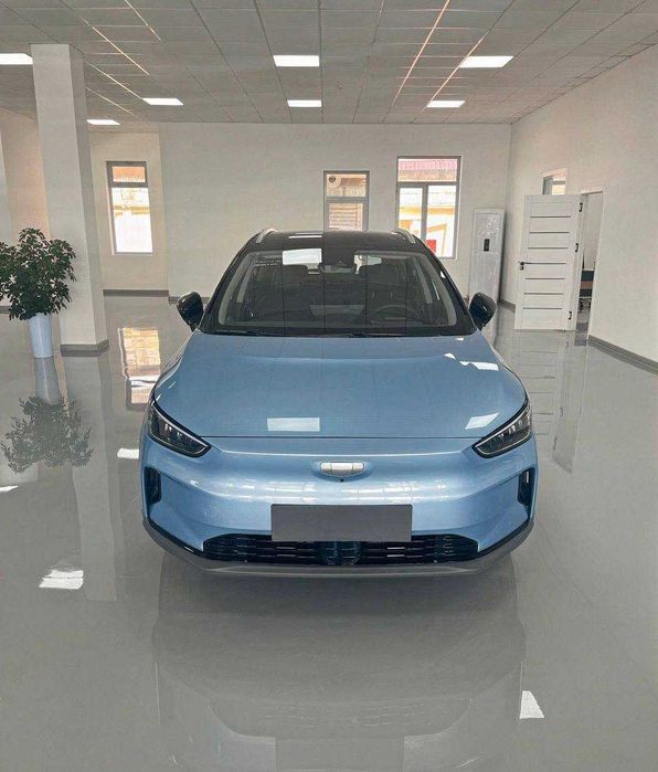 Электромобиль Geely Geometry C (550 km)