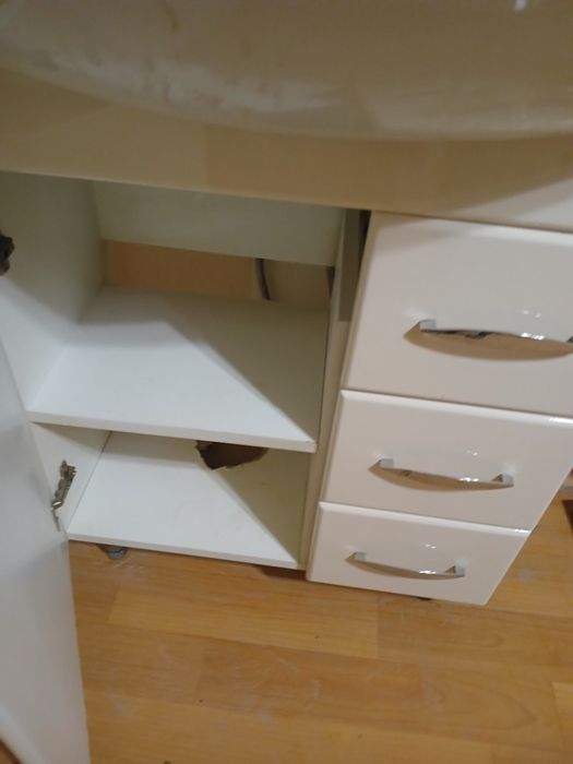 Продаётся тумба с раковиной