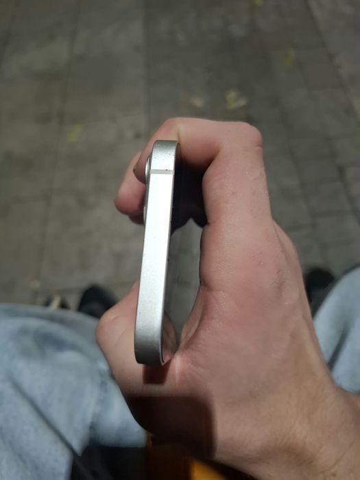 iPhone 13 продаю