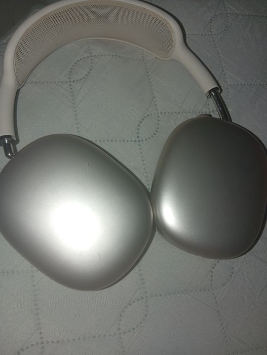 Наушники AirPods max