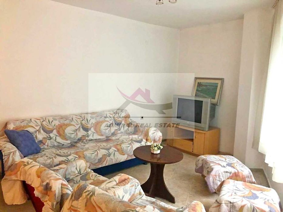 Дава се под наем Двустаен апартамент в Варна, Цветен квартал - 42 кв.м за 350 € - Снимка #2