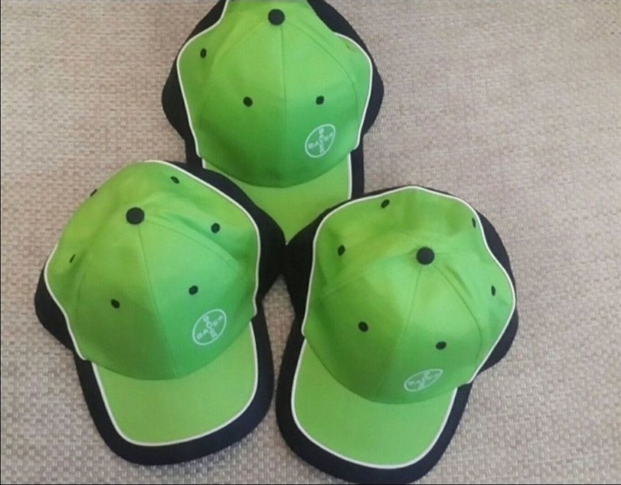 Новые. Кепка. В наличии несколько штук.