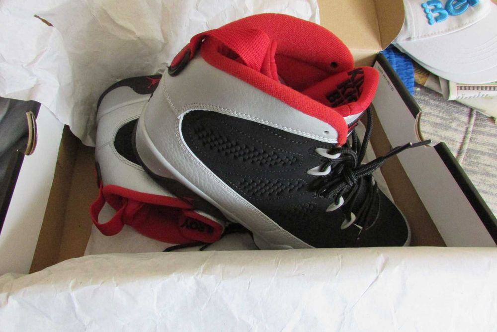 НОВИ с кутия Nike Air Jordan IX маратонки Джордан кецове 9 гр. Варна ...