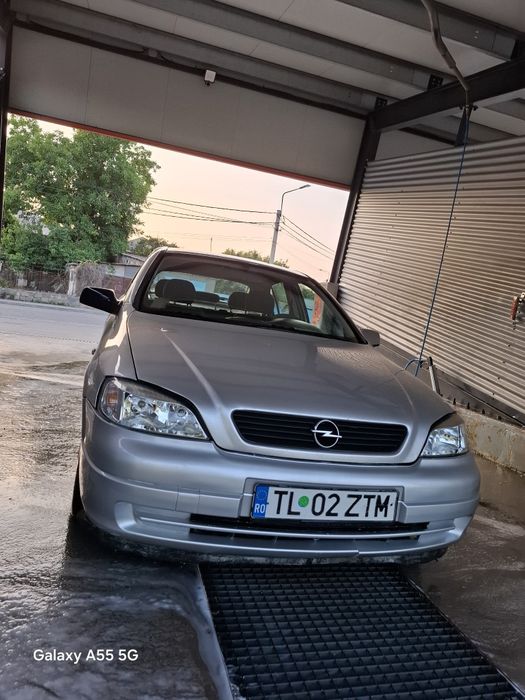 Vând Opel Astra g