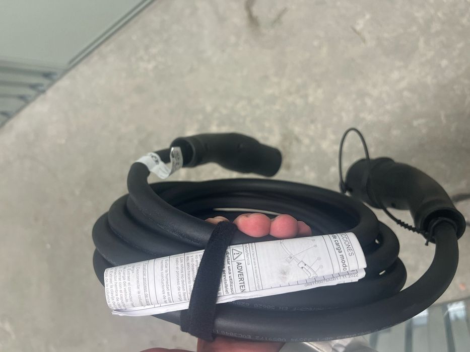 Кабел за зареждане на електрички или хибриден автомобил тип2 32A