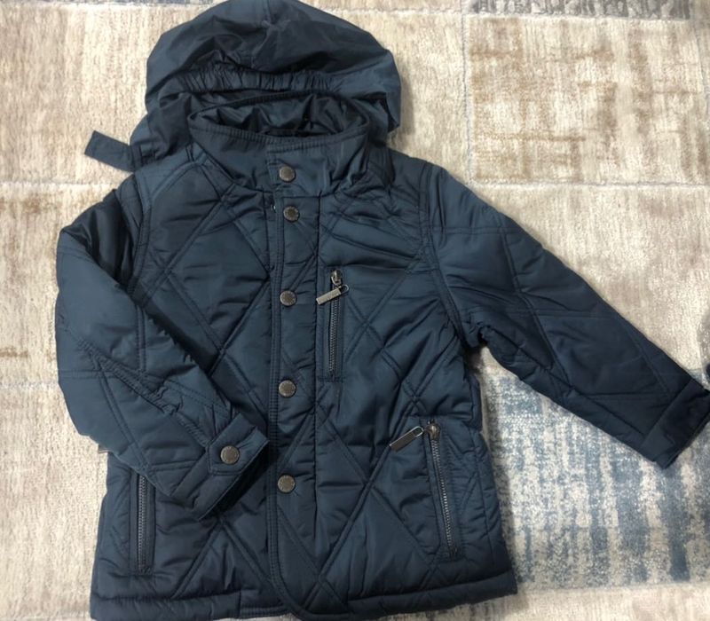 Куртка классика, на мальчика.