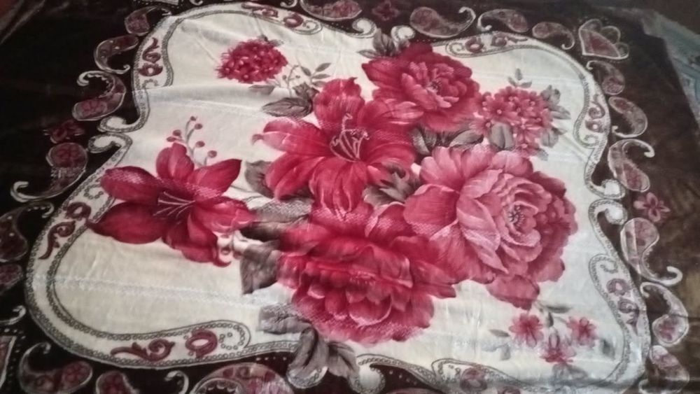 Продам одеял двухспальный