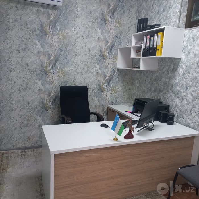 Ofis mebellari sotiladi