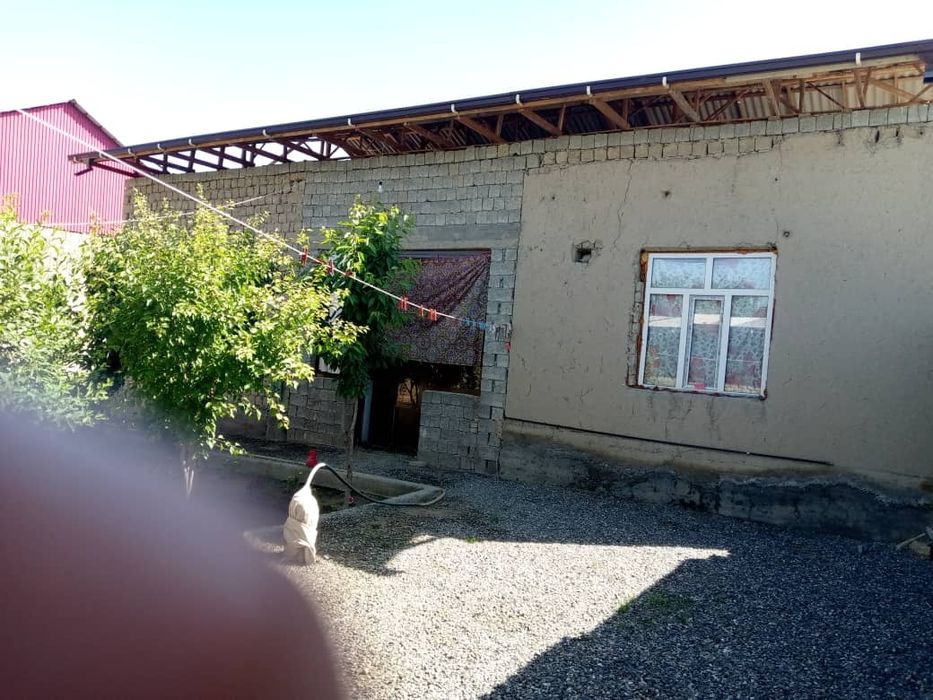 Янги Ховли сотилади