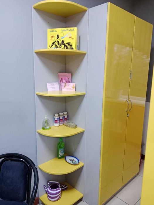 Продам шкафы и стол, комплект