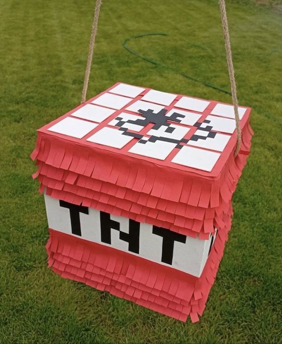 Пинята на TNT от Minecraft