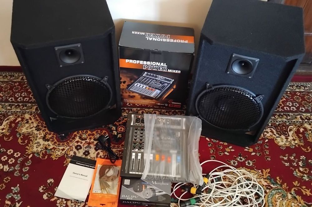 Усилител АКТИВНЫЙ ПУЛЬТ МИКШЕР ва микрафон комплект аппарат